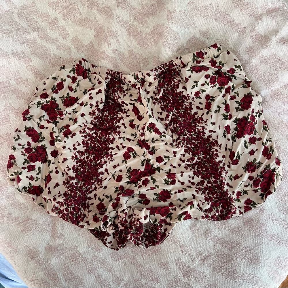 Brandy Melville Roses Drawstring Shorts - Picture 3 of 4
